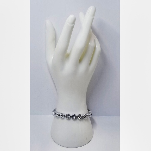 Swarovski Touchstone White Ice Bracelet NEW w/Box & Tags - Picture 5 of 7